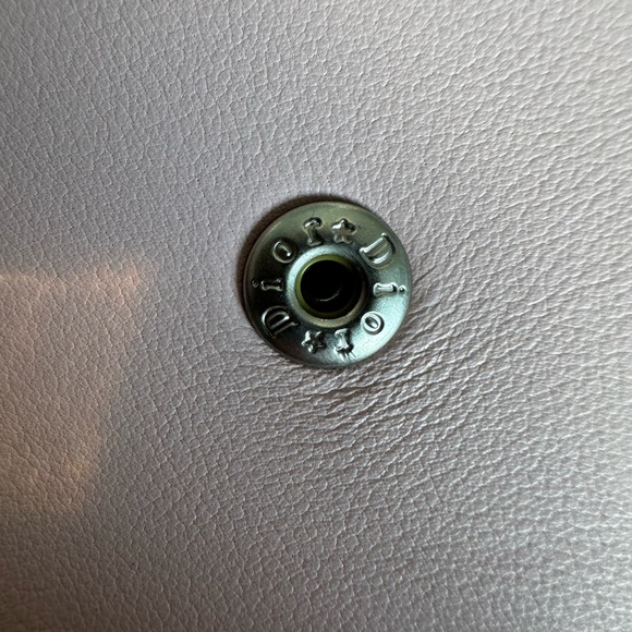 Beautiful Christian Dior Addict pink envelope clutch/wristlet w/ authentication - Picture 8 of 12